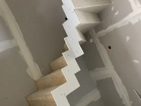 Treppenverkleidung – Holztreppenaugenverkleidung Mit Rigipsplatten 2