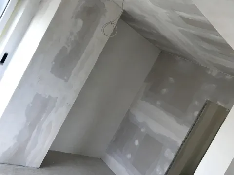 Ausbau mit Gipskarton – Malerfertig Gespachtelt 2